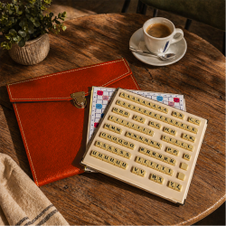 Jeu Magnétique à Trous façon maroquinerie