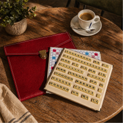 Jeu Magnétique à Trous façon maroquinerie